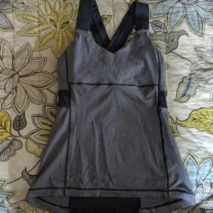 Lululemon workout top